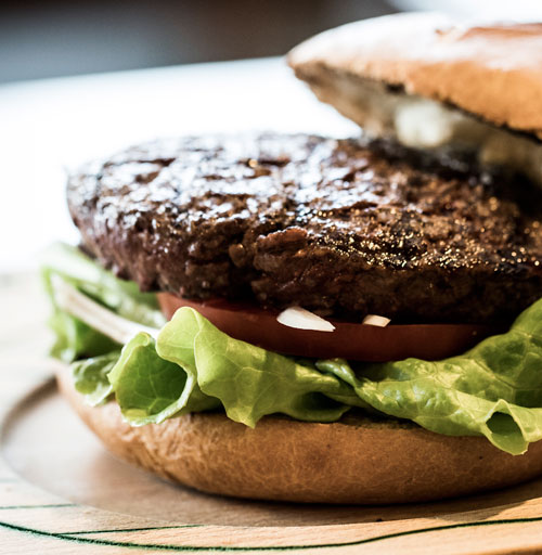 Rib steak burger with veg